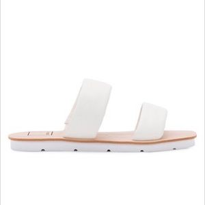Dolce vita sandals